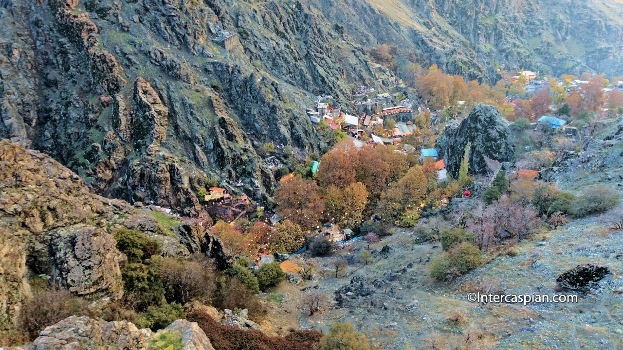 Photo of the Darband river-valley, Tehran