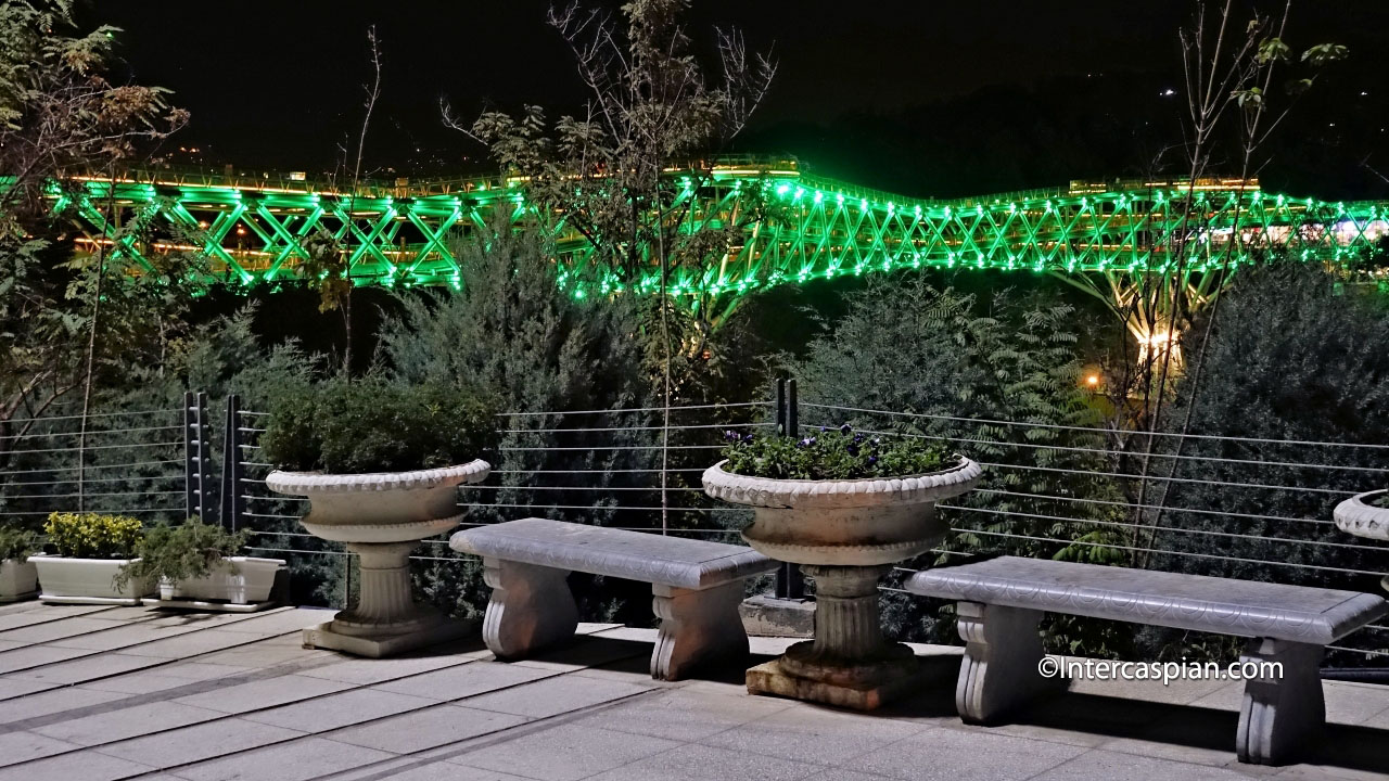 Night photo of the Nature Bridge from the south