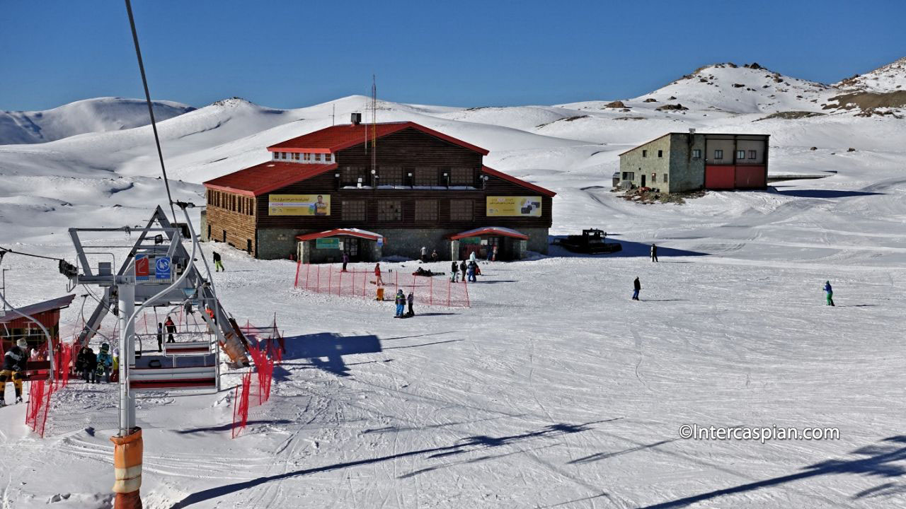 Photo of the Hotel in Tochal ski resort.